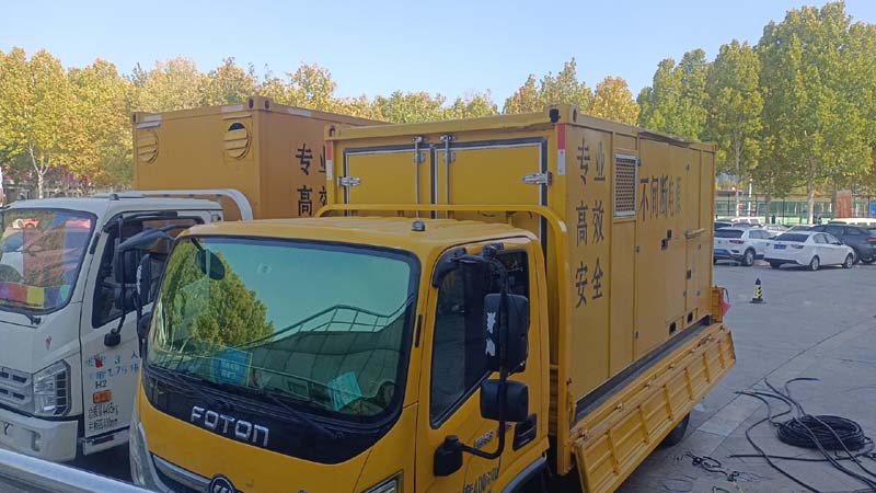 桑日柴油发电机组和UPS电源如何配合工作?